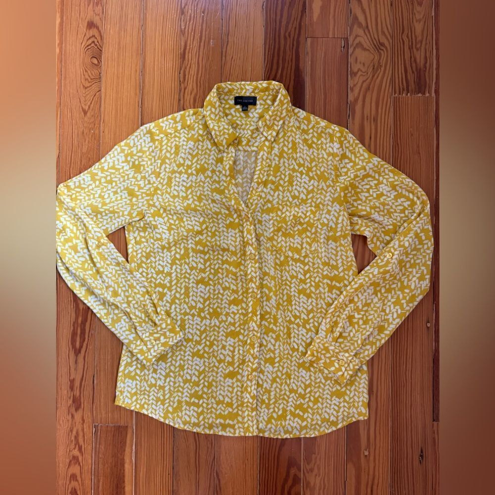 The Limited Buttondown Shirt